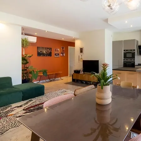 Апартаменты 3 Chambres Spacieux Et Agreable *