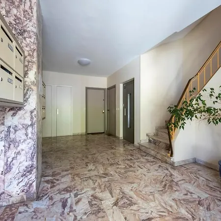 3 Chambres Spacieux Et Agreable Ницца